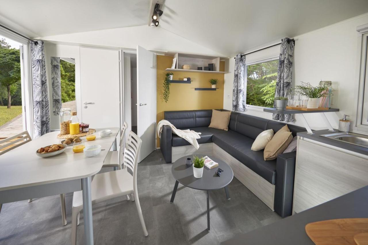 Le Domaine Du Bois Coquet Hotell La Douze Exteriör bild